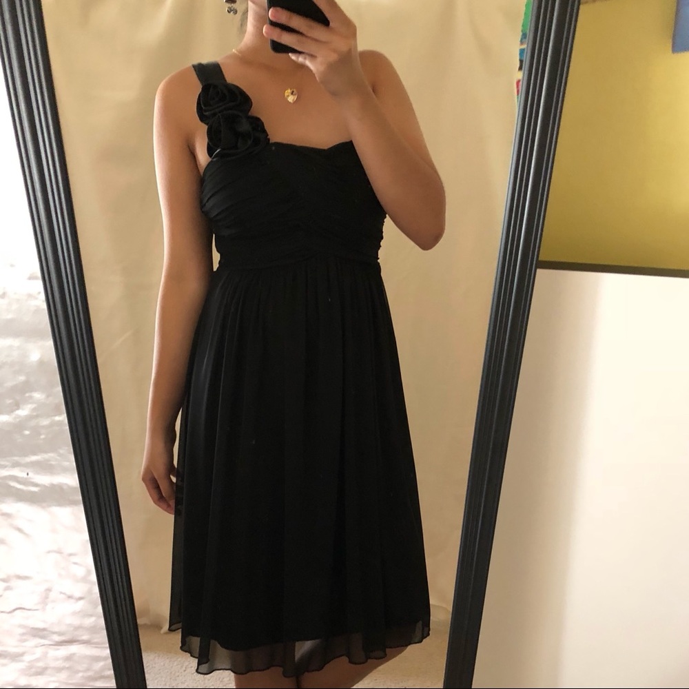 One Shoulder Dress 🖤